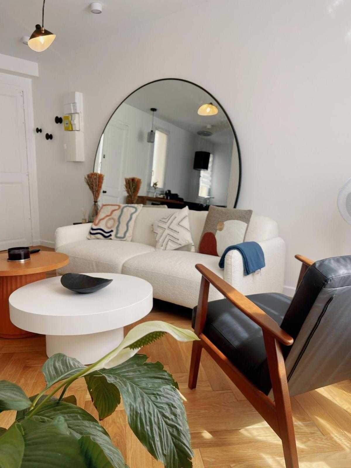 Apartmán Exclusive Flat By Luxuio - Nearby Eiffel Tower Paříž Exteriér fotografie